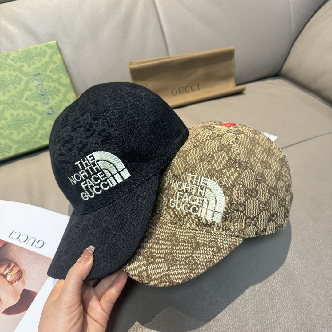 配盒子布袋，Gucci(古奇)新款原单棒球帽， 北面刺绣！专柜1:1，进口帆布+头层牛皮，代购热门，男女