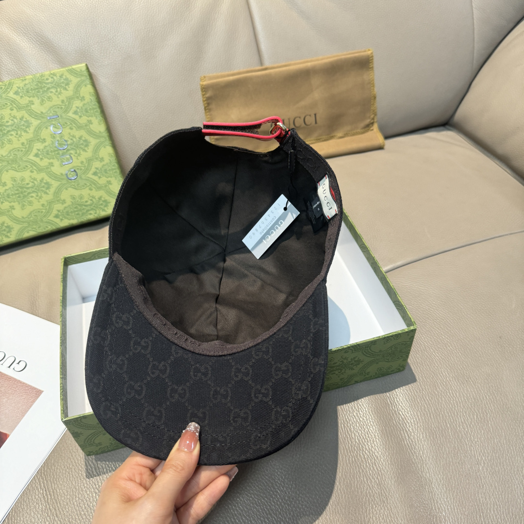 配盒子布袋，Gucci(古奇)新款原单棒球帽， 北面刺绣！专柜1:1，进口帆布+头层牛皮，代购热门，男女