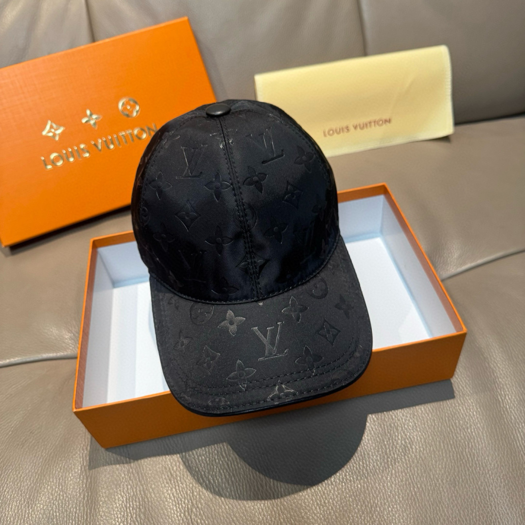 Louis Vuitton 配盒子布袋 LV路易威登新款 棒球帽 暗纹印花 1:1开模订制 牛津布料+头层牛皮