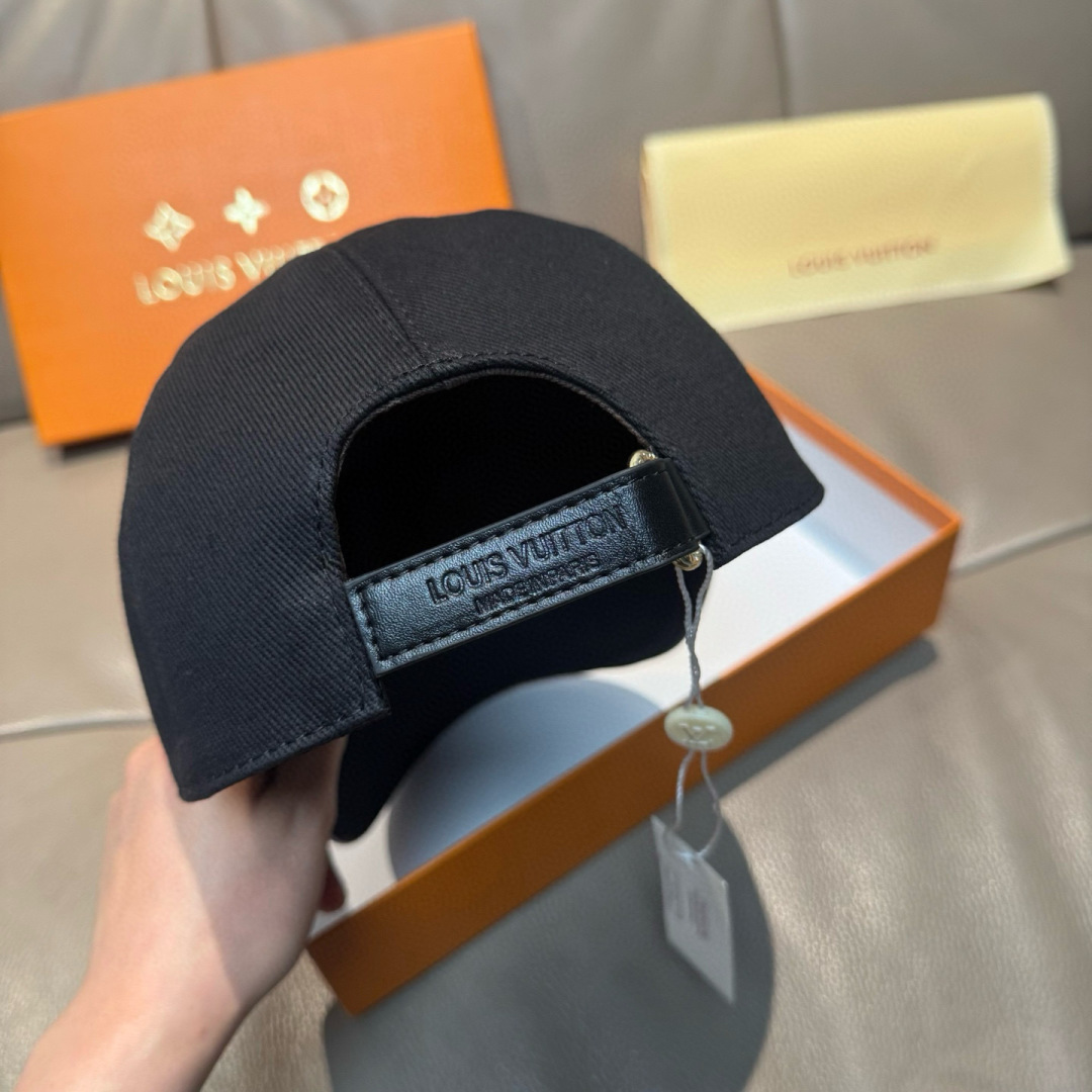配盒子布袋，LV(路易威登)新款原单棒球帽，LV刺绣，专柜1:1开模订制，原版帆布面料+头层牛皮，精细刺