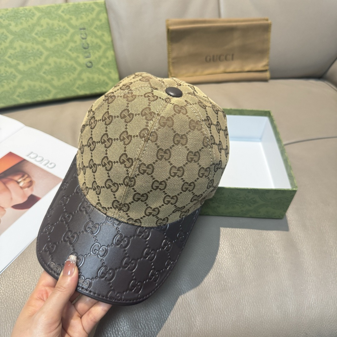 配盒子布袋，Gucci(古奇)经典原单棒球帽，小双G牛皮拼接，1:1开模订制，质量超赞！帽檐头层牛皮压花