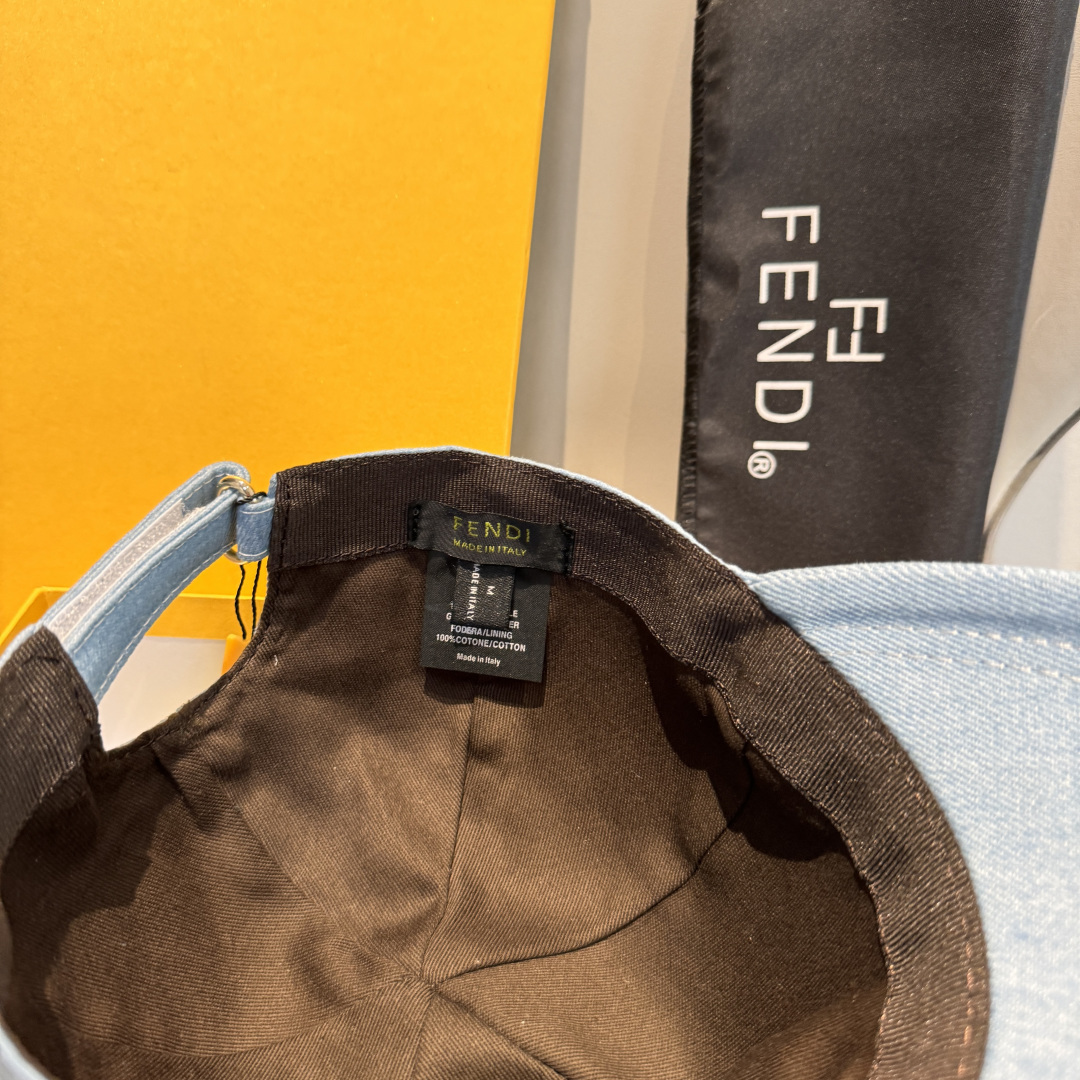 配盒子布袋，Fendi（芬迪）新款原单棒球帽， 双F大刺绣，专柜热卖款中，1:1开模订制，原厂进帆布料+