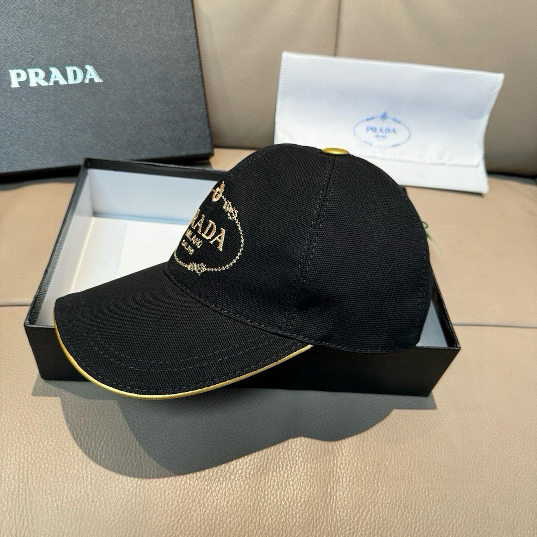 配包装布袋，Prada(普拉达)新款原单棒球帽， 金丝刺绣，1:1开模订制，原厂金丝线精细刺绣，原版帆布