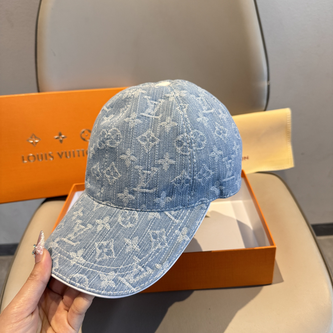 配盒子布袋，LV路易威登新款原单棒球帽，LV牛仔提花，专柜1:1开模订制，原版帆布面料+头层牛皮，轻盈透
