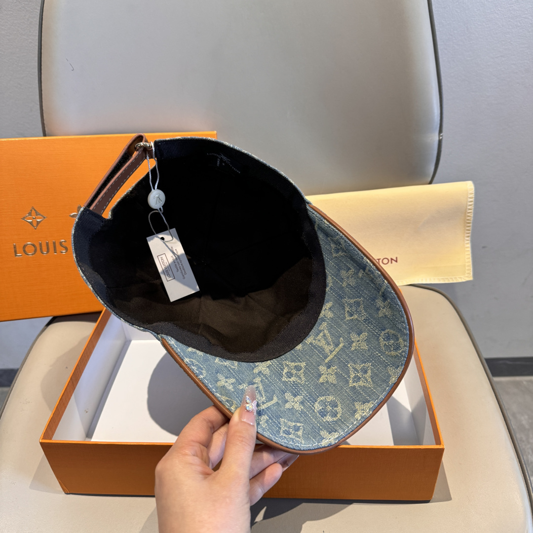 配盒子布袋，LV路易威登新款原单棒球帽，LV牛仔提花，专柜1:1开模订制，原版帆布面料+头层牛皮，轻盈透