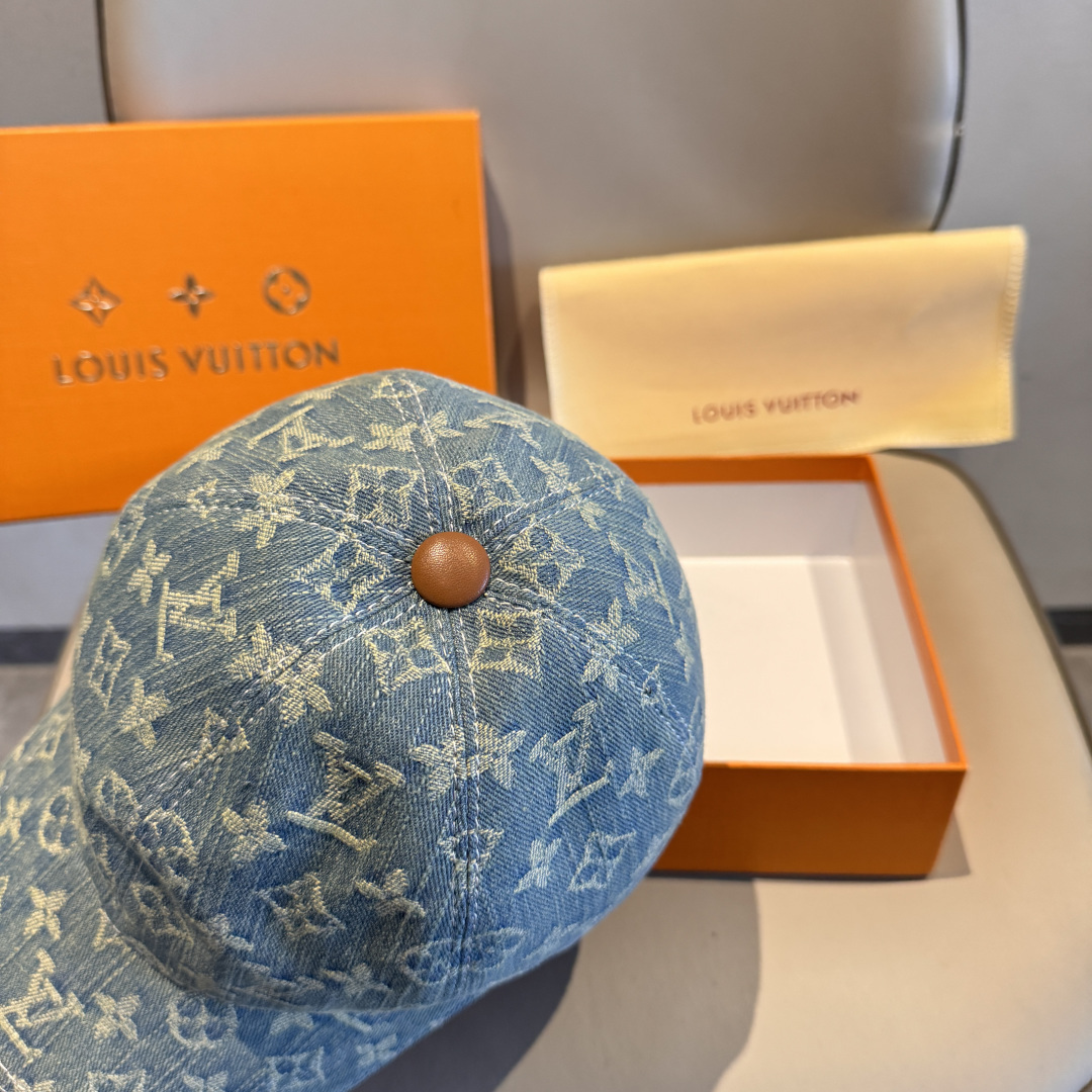 配盒子布袋，LV路易威登新款原单棒球帽，LV牛仔提花，专柜1:1开模订制，原版帆布面料+头层牛皮，轻盈透