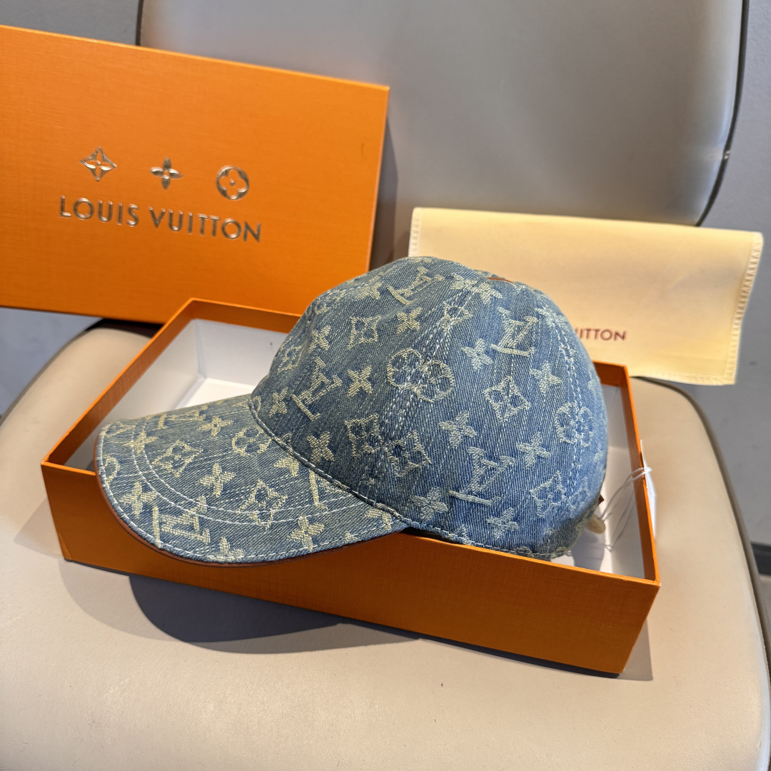 配盒子布袋，LV路易威登新款原单棒球帽，LV牛仔提花，专柜1:1开模订制，原版帆布面料+头层牛皮，轻盈透