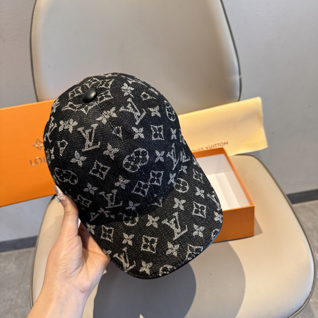 配盒子布袋，LV路易威登新款原单棒球帽，LV牛仔提花，专柜1:1开模订制，原版帆布面料+头层牛皮，轻盈透