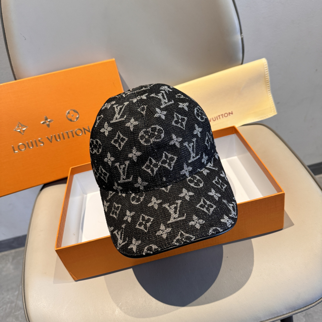 配盒子布袋，LV路易威登新款原单棒球帽，LV牛仔提花，专柜1:1开模订制，原版帆布面料+头层牛皮，轻盈透