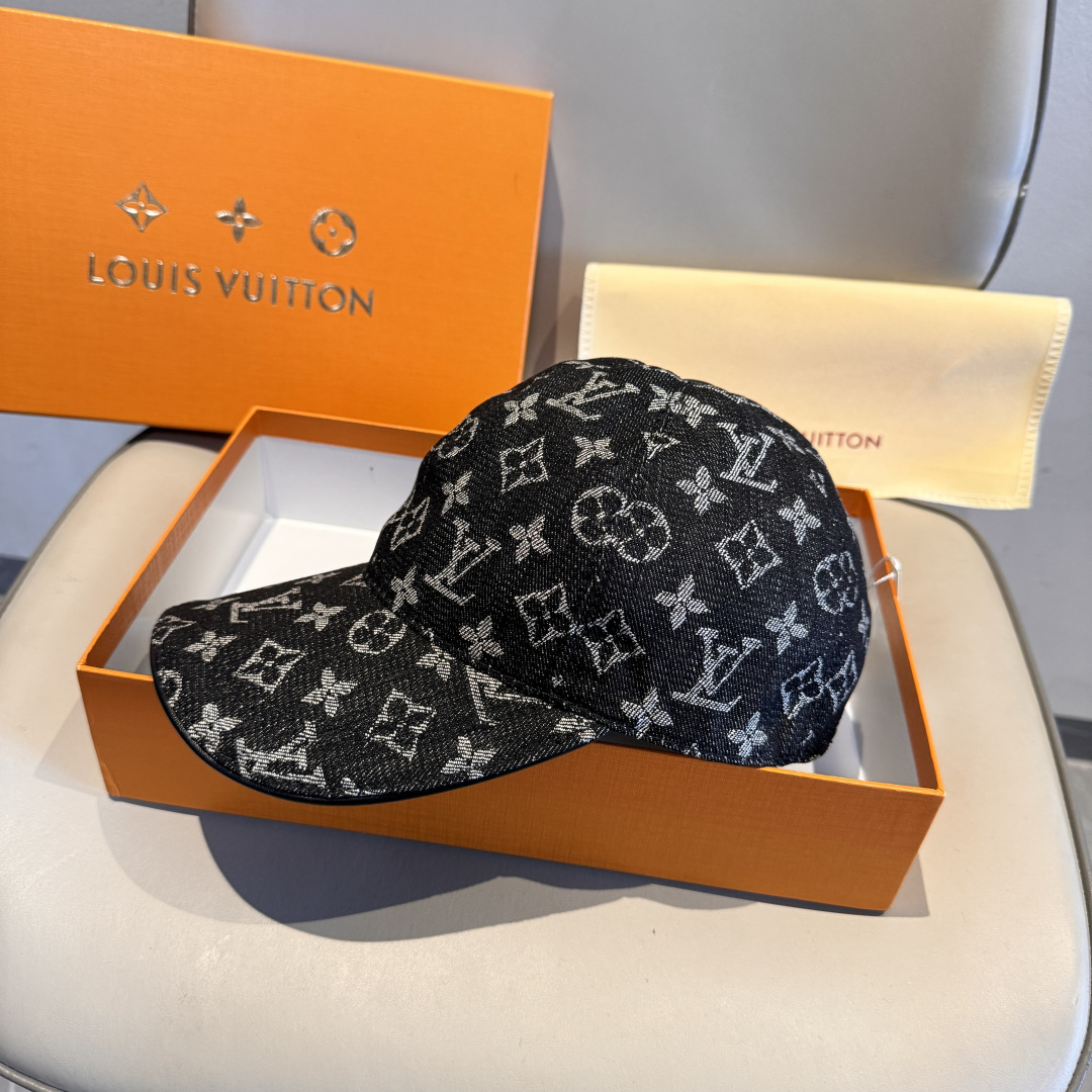 配盒子布袋，LV路易威登新款原单棒球帽，LV牛仔提花，专柜1:1开模订制，原版帆布面料+头层牛皮，轻盈透