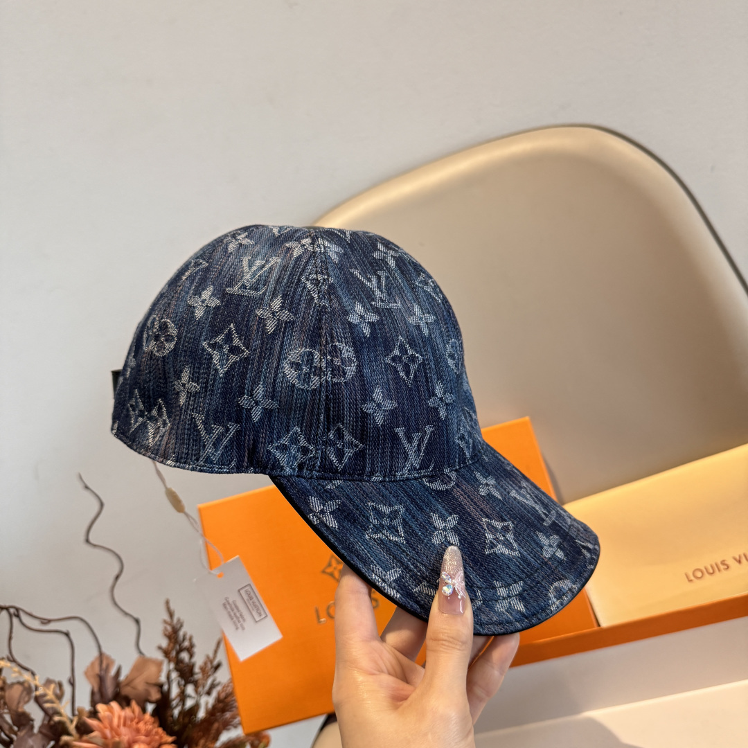 配盒子布袋，LV路易威登新款原单棒球帽，LV牛仔提花，专柜1:1开模订制，原版帆布面料+头层牛皮，轻盈透