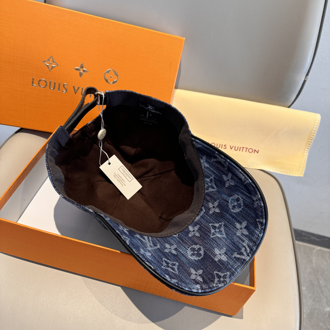 配盒子布袋，LV路易威登新款原单棒球帽，LV牛仔提花，专柜1:1开模订制，原版帆布面料+头层牛皮，轻盈透