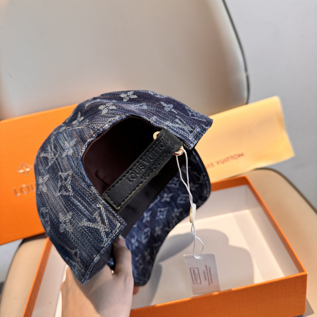 配盒子布袋，LV路易威登新款原单棒球帽，LV牛仔提花，专柜1:1开模订制，原版帆布面料+头层牛皮，轻盈透