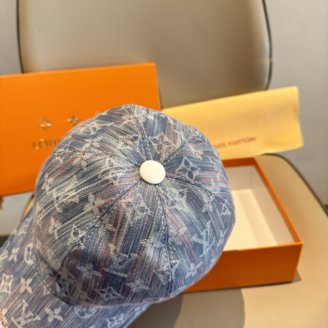配盒子布袋，LV路易威登新款原单棒球帽，LV牛仔提花，专柜1:1开模订制，原版帆布面料+头层牛皮，轻盈透