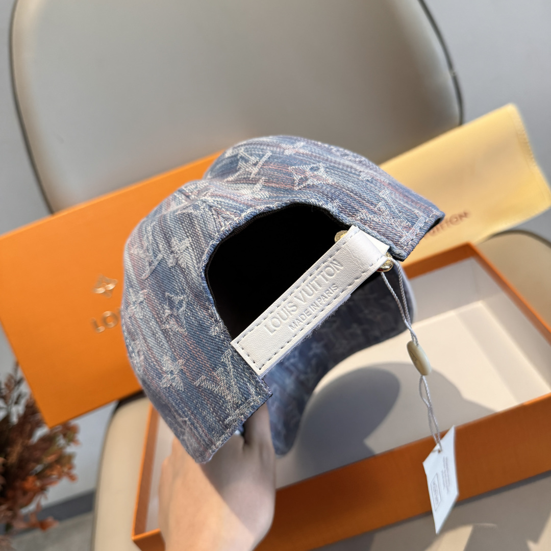 配盒子布袋，LV路易威登新款原单棒球帽，LV牛仔提花，专柜1:1开模订制，原版帆布面料+头层牛皮，轻盈透