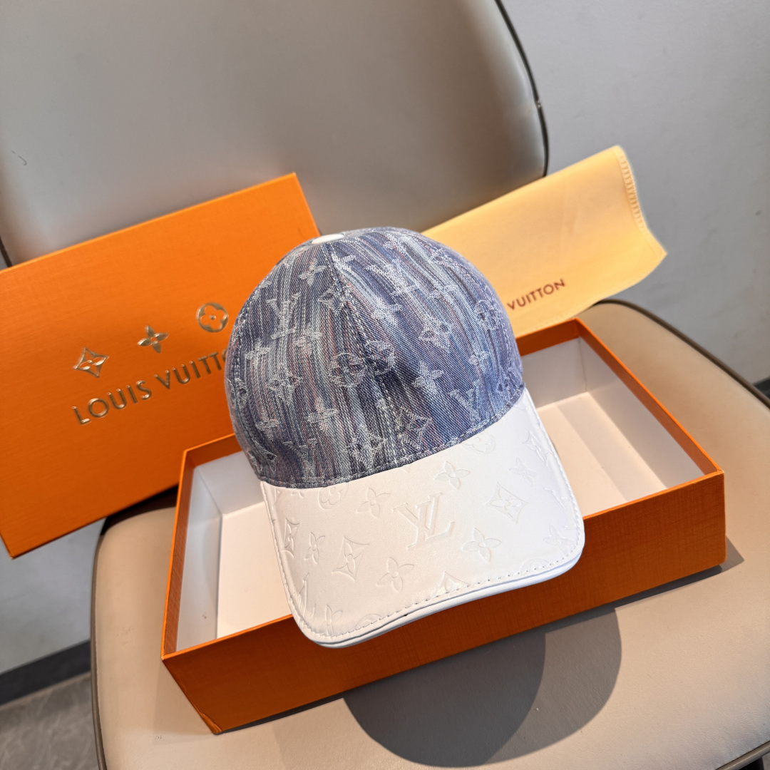 配盒子布袋，LV(路易威登)新款原单棒球帽，牛皮拼接，1:1开模订制，原版牛仔布料，做工细致完美，质量超