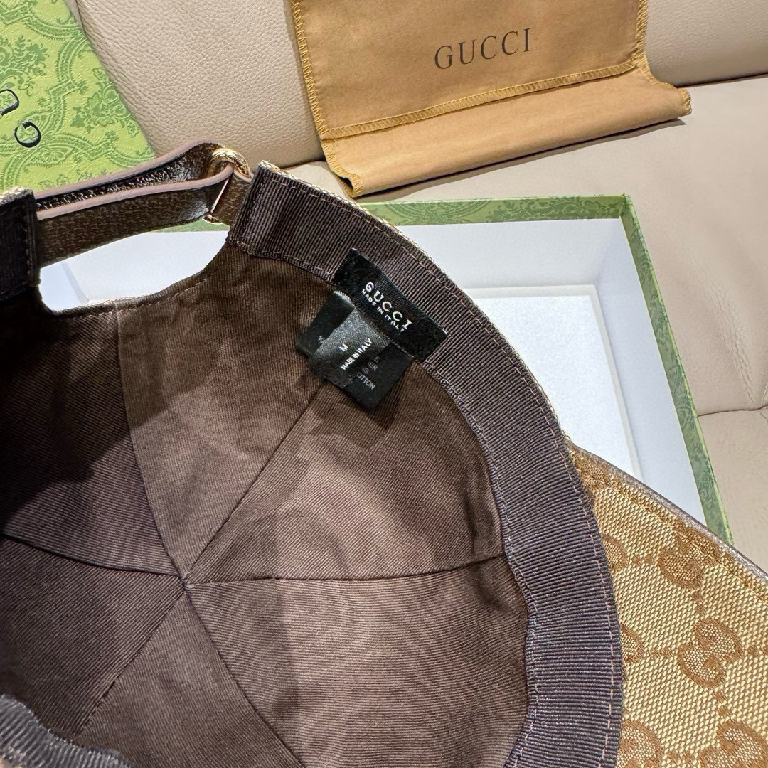 新款到货！配包装布袋，Gucci(古奇)新款原单棒球帽，烫金织带，专柜最新款，1:1开模订制，正版开模，