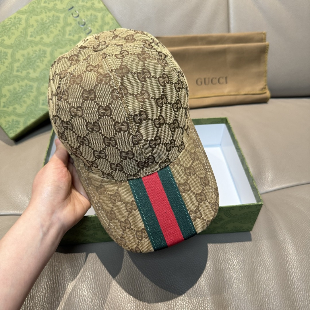 原单版本出货！配盒子布袋，Gucci(古奇)最新原单棒球帽，宽版织带。专柜1:1开模订制，最高版本，原版