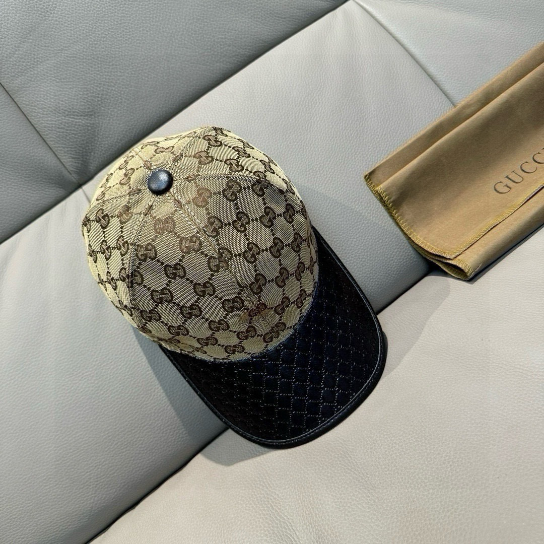 配盒子布袋，Gucci(古奇)经典原单棒球帽，小双G牛皮拼接，1:1开模订制，质量超赞！帽檐头层牛皮压花