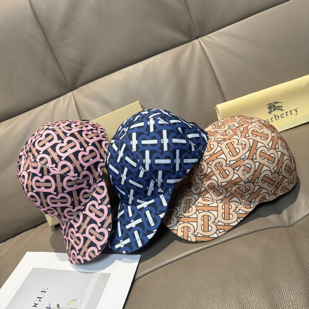 配盒子布袋，Burberry（巴宝莉）最新款棒球帽，正品开模订制，全新TB图纹，原版印花面料，做工细致无