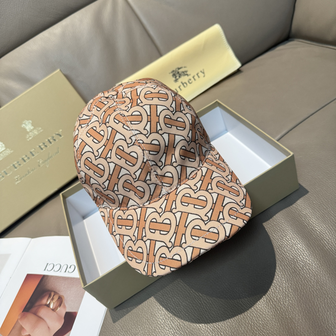 Burberry 配盒子布袋 Burberry（巴宝莉）最新款棒球帽 开模订制 全新TB图纹 印花面料