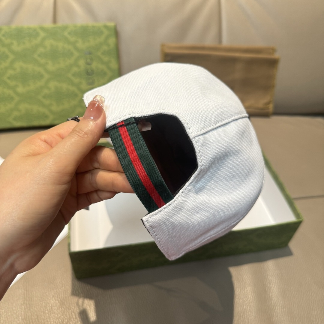 Gucci 配盒子布袋 Gucci(古奇)最新款 棒球帽 双G小刺绣 1:1开模订制 1615+