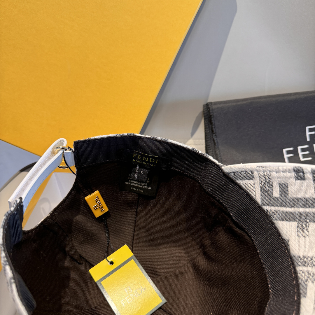 配盒子布袋，Fendi（芬迪）新款原单棒球帽， 双F提花，专柜常年热卖款，口碑极佳，1:1开模订制，原版