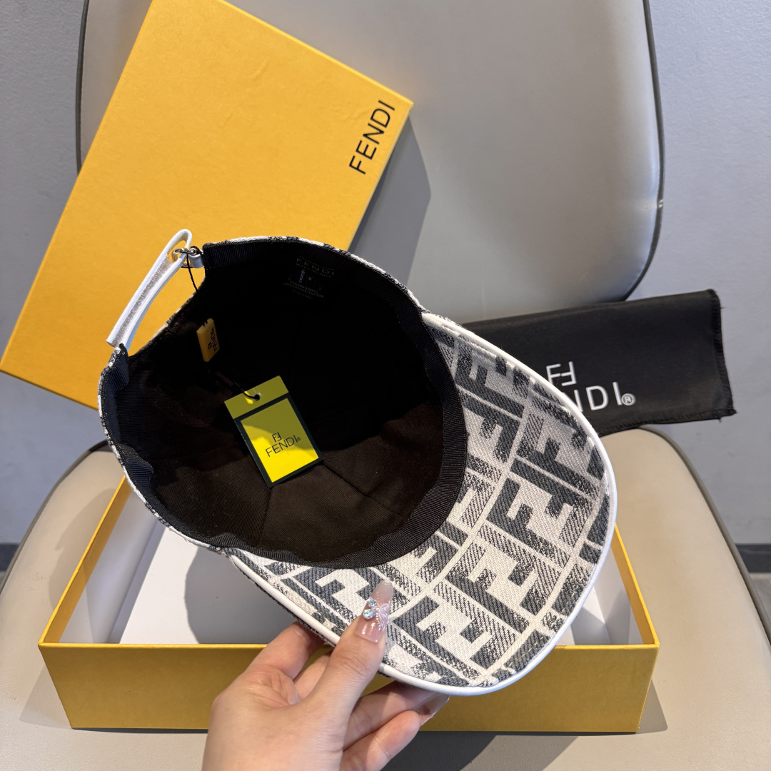 配盒子布袋，Fendi（芬迪）新款原单棒球帽， 双F提花，专柜常年热卖款，口碑极佳，1:1开模订制，原版