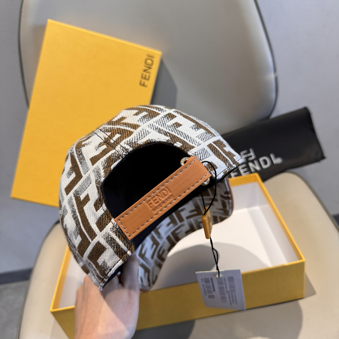 配盒子布袋，Fendi（芬迪）新款原单棒球帽， 双F提花，专柜常年热卖款，口碑极佳，1:1开模订制，原版