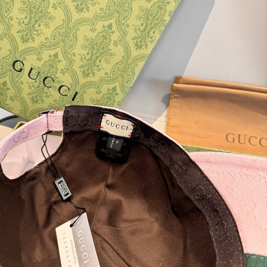 原单版本新色出货！配盒子布袋，Gucci(古奇)最新原单棒球帽，宽版织带。专柜1:1开模订制，最高版本，