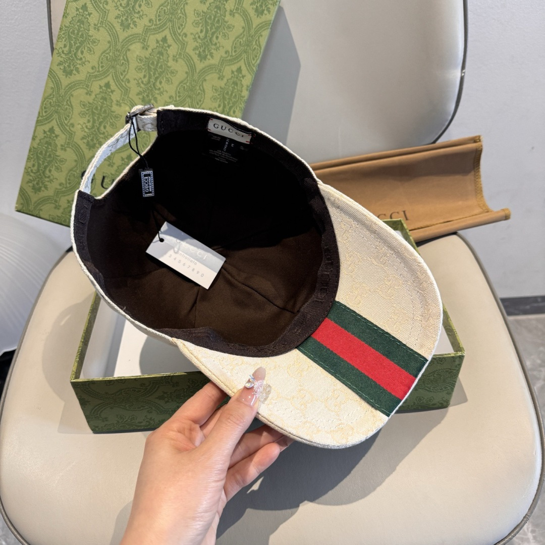 原单版本新色出货！配盒子布袋，Gucci(古奇)最新原单棒球帽，宽版织带。专柜1:1开模订制，最高版本，
