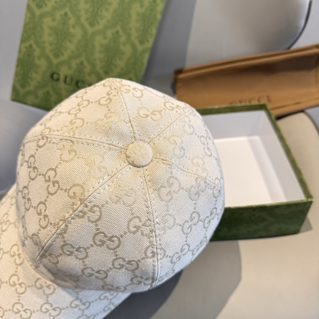 原单版本新色出货！配盒子布袋，Gucci(古奇)最新原单棒球帽，宽版织带。专柜1:1开模订制，最高版本，