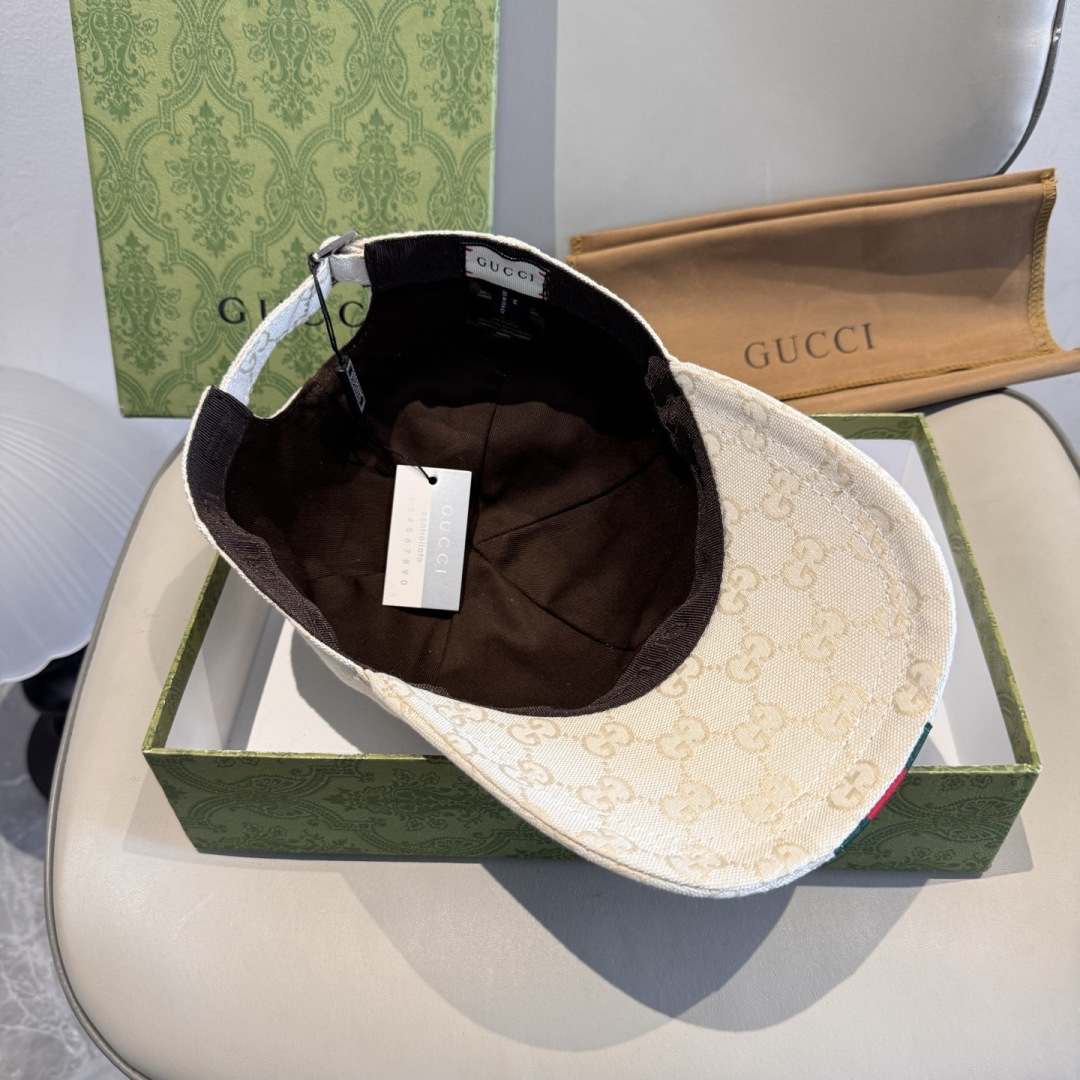 原单版本新色出货！配盒子布袋，Gucci(古奇)最新原单棒球帽，宽版织带。专柜1:1开模订制，最高版本，