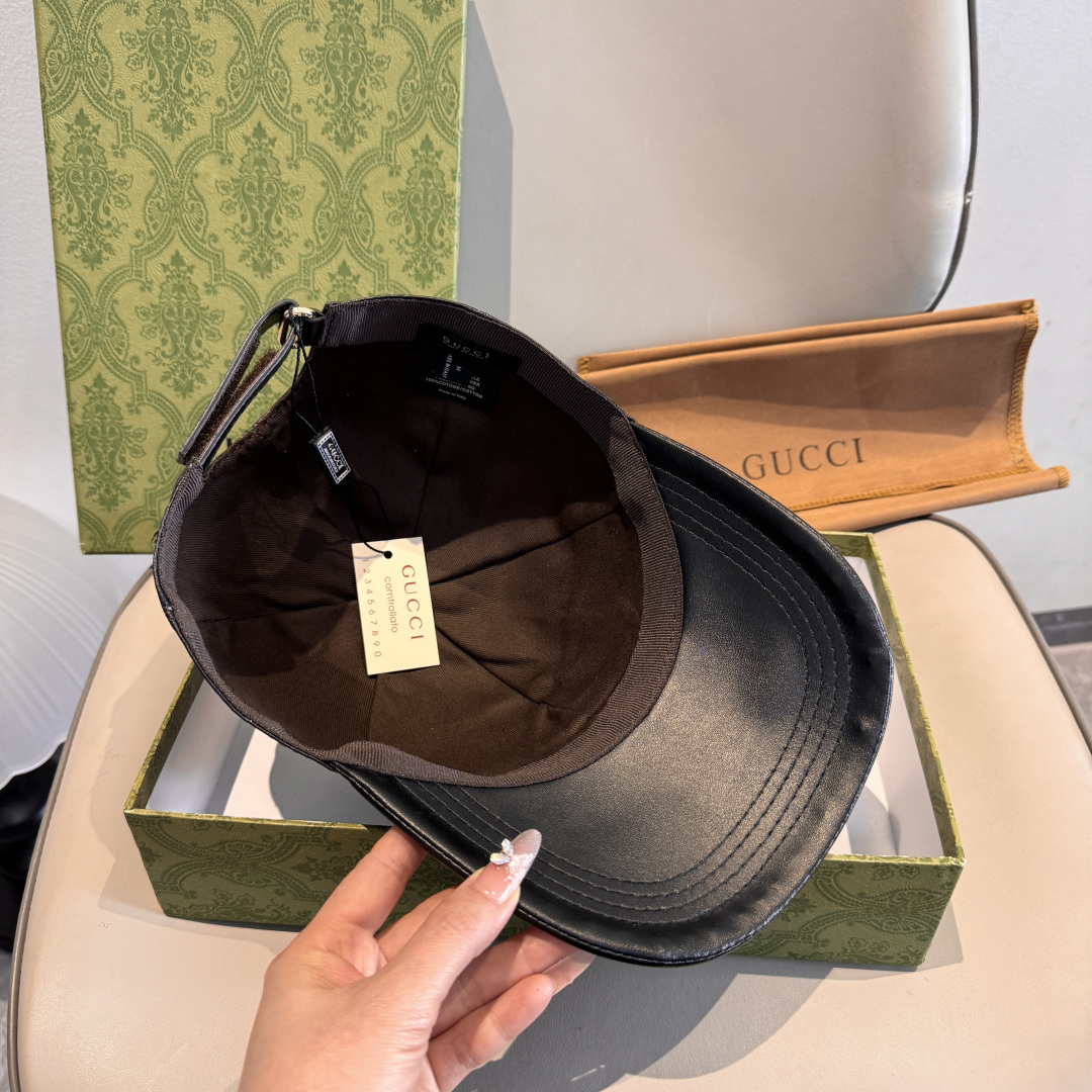 配盒子布袋，Gucci(古奇)新款原单棒球帽，皮革大双G刺绣，1:1开模订制，细节可媲美专柜，原版牛皮，