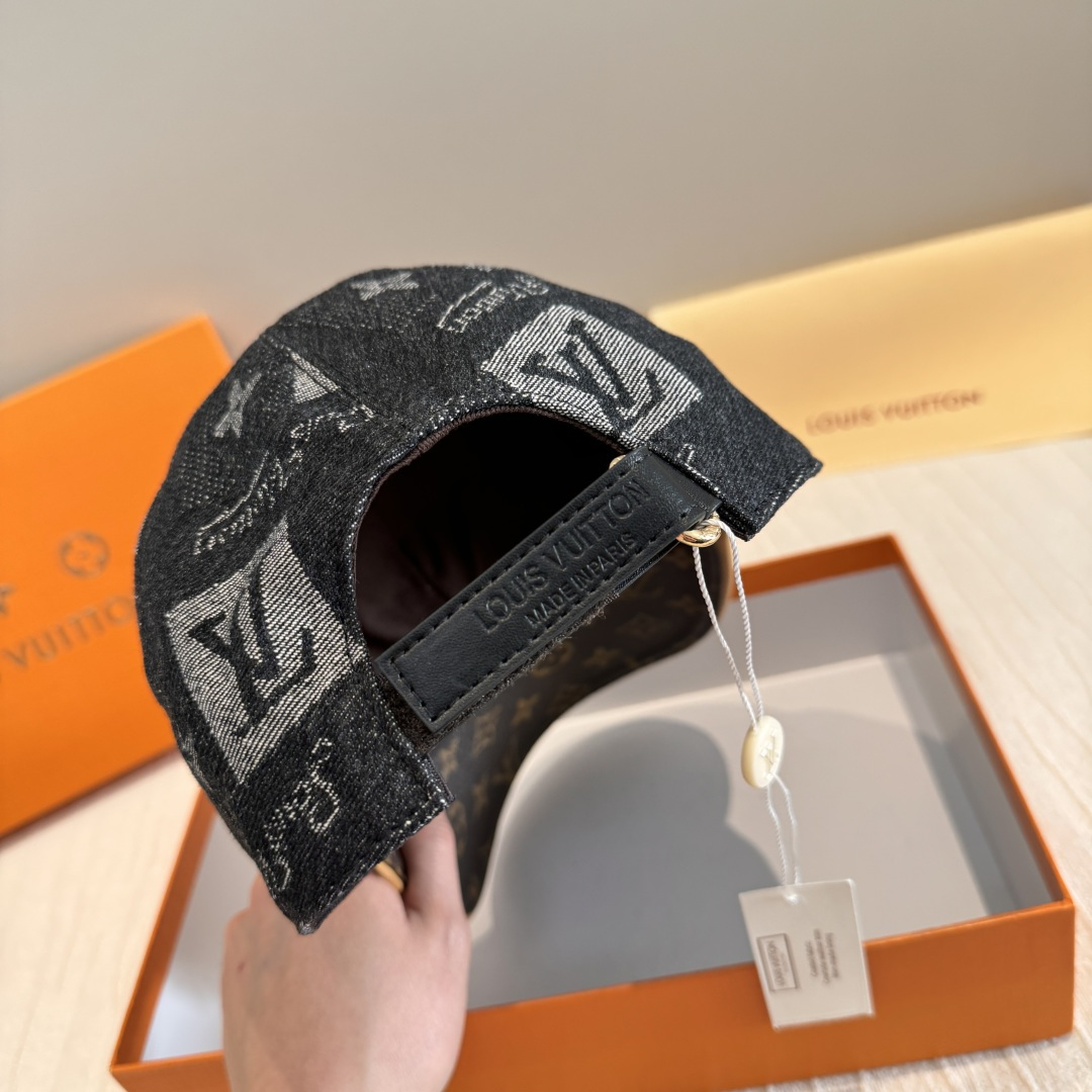 新款出货！配盒子布袋，LV(路易威登)新款原单棒球帽，老花拼接，1:1开模订制，原版纯棉布料+专柜老花布