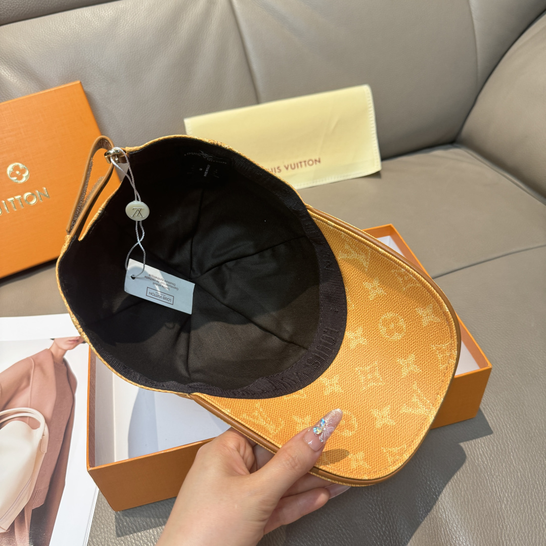 配包装布袋，LV路易威登经典原单棒球帽，经典老花，1:1开模订制，原版专柜PU皮革+头层牛皮包边，长年爆