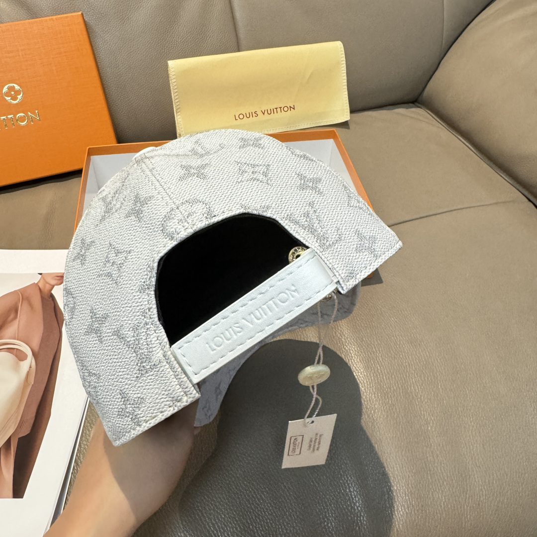 配包装布袋，LV路易威登经典原单棒球帽，经典老花，1:1开模订制，原版专柜PU皮革+头层牛皮包边，长年爆