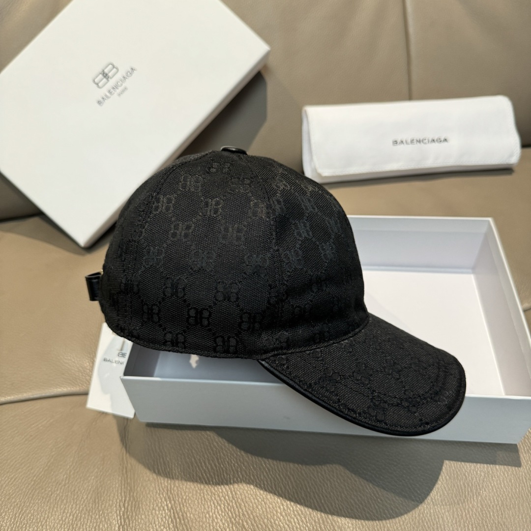 配盒子布袋，Balenciaga（巴黎世家）新款原单棒球帽， 专柜1:1开模订制，原版帆布面料+头层牛皮