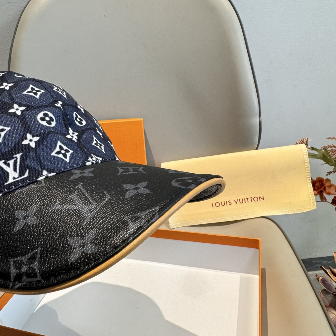 新款出货！配盒子布袋，LV(路易威登)新款原单棒球帽，老花拼接，1:1开模订制，原版纯棉布料+专柜老花布