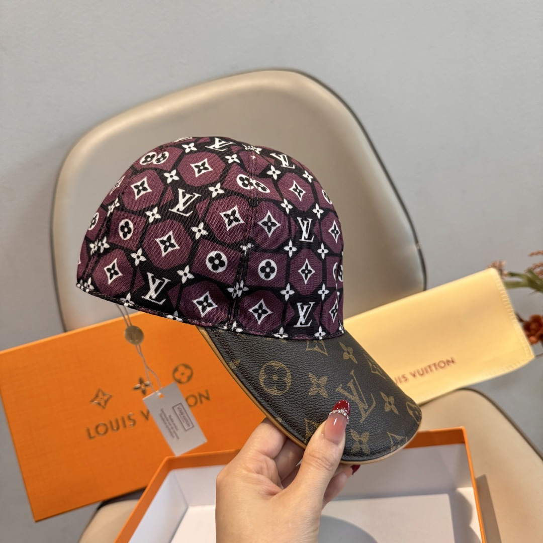 新款出货！配盒子布袋，LV(路易威登)新款原单棒球帽，老花拼接，1:1开模订制，原版纯棉布料+专柜老花布
