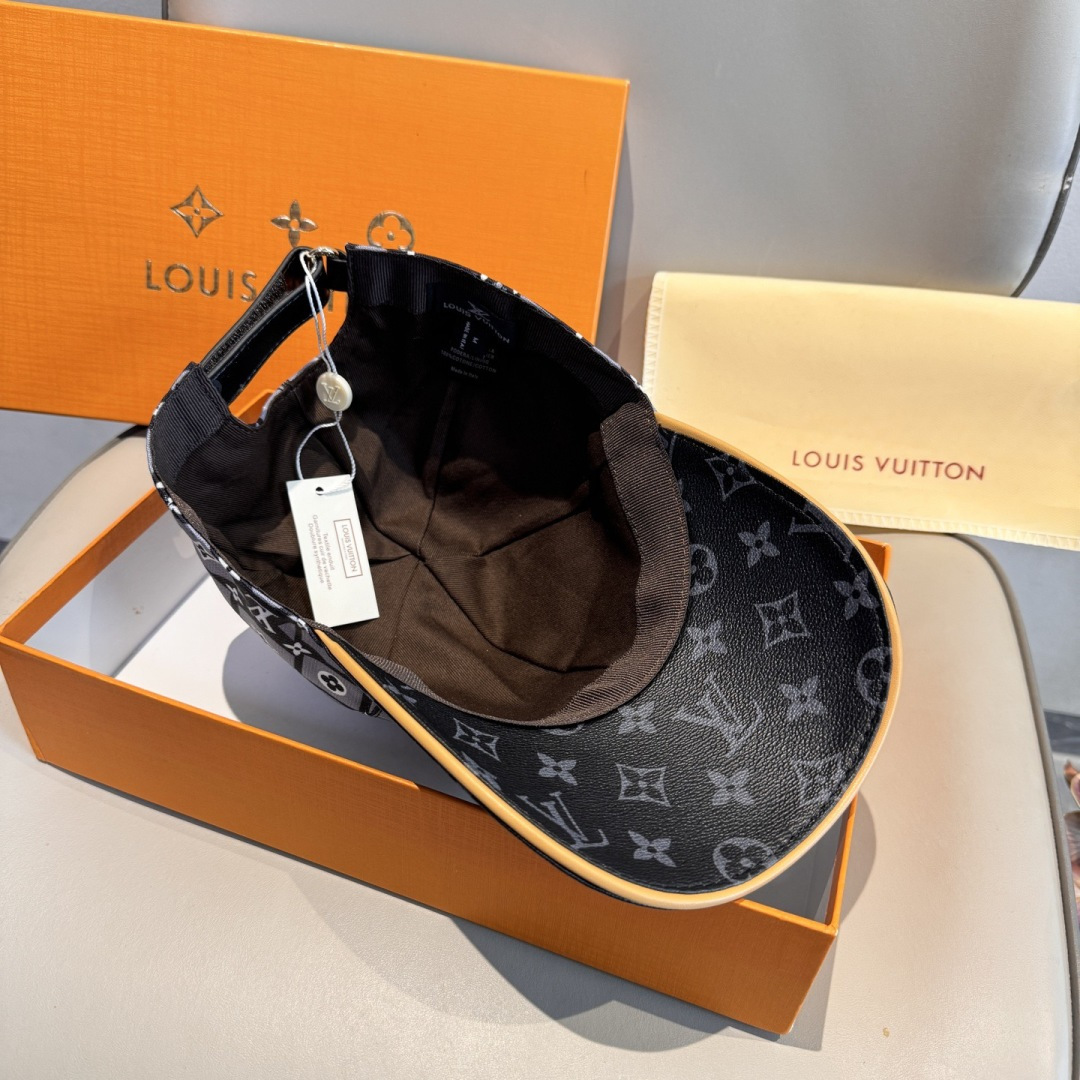 新款出货！配盒子布袋，LV(路易威登)新款原单棒球帽，老花拼接，1:1开模订制，原版纯棉布料+专柜老花布