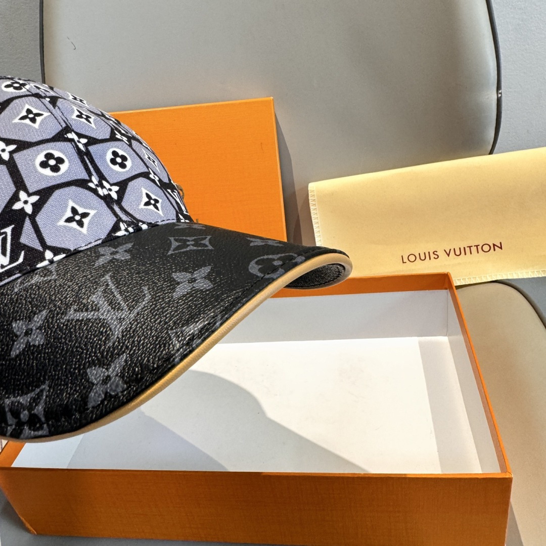 新款出货！配盒子布袋，LV(路易威登)新款原单棒球帽，老花拼接，1:1开模订制，原版纯棉布料+专柜老花布