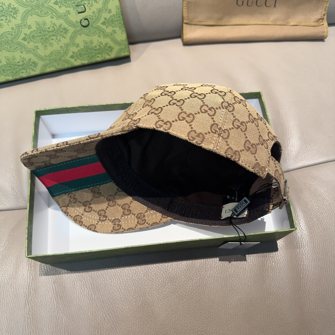 原单版本出货！配盒子布袋，Gucci(古奇)最新原单棒球帽，宽版织带。专柜1:1开模订制，最高版本，原版