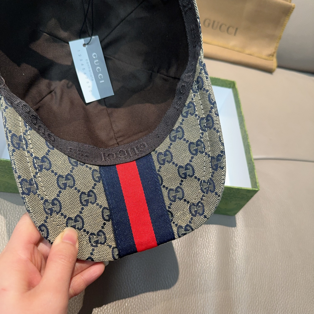 原单版本出货！配盒子布袋，Gucci(古奇)最新原单棒球帽，宽版织带。专柜1:1开模订制，最高版本，原版