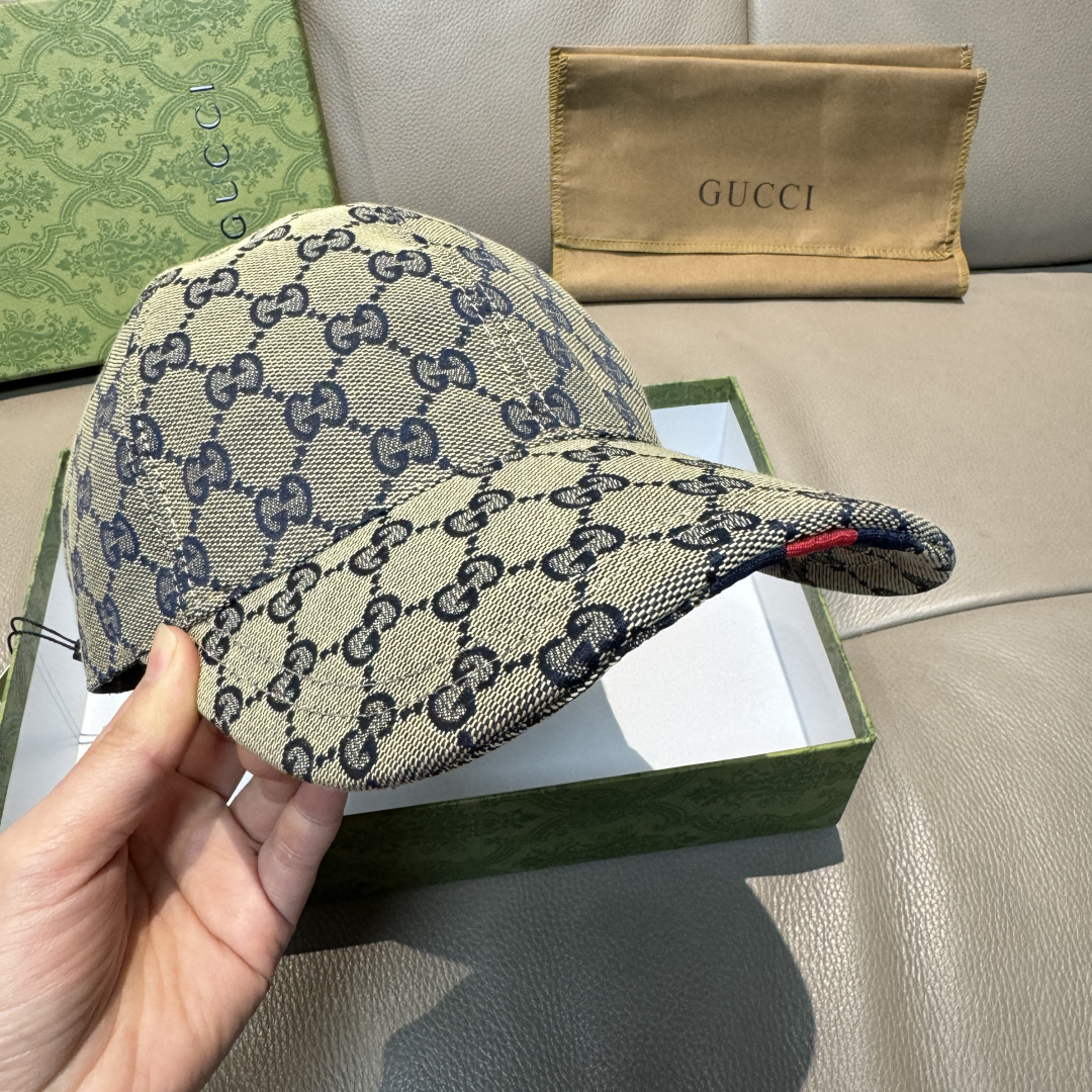 原单版本出货！配盒子布袋，Gucci(古奇)最新原单棒球帽，宽版织带。专柜1:1开模订制，最高版本，原版