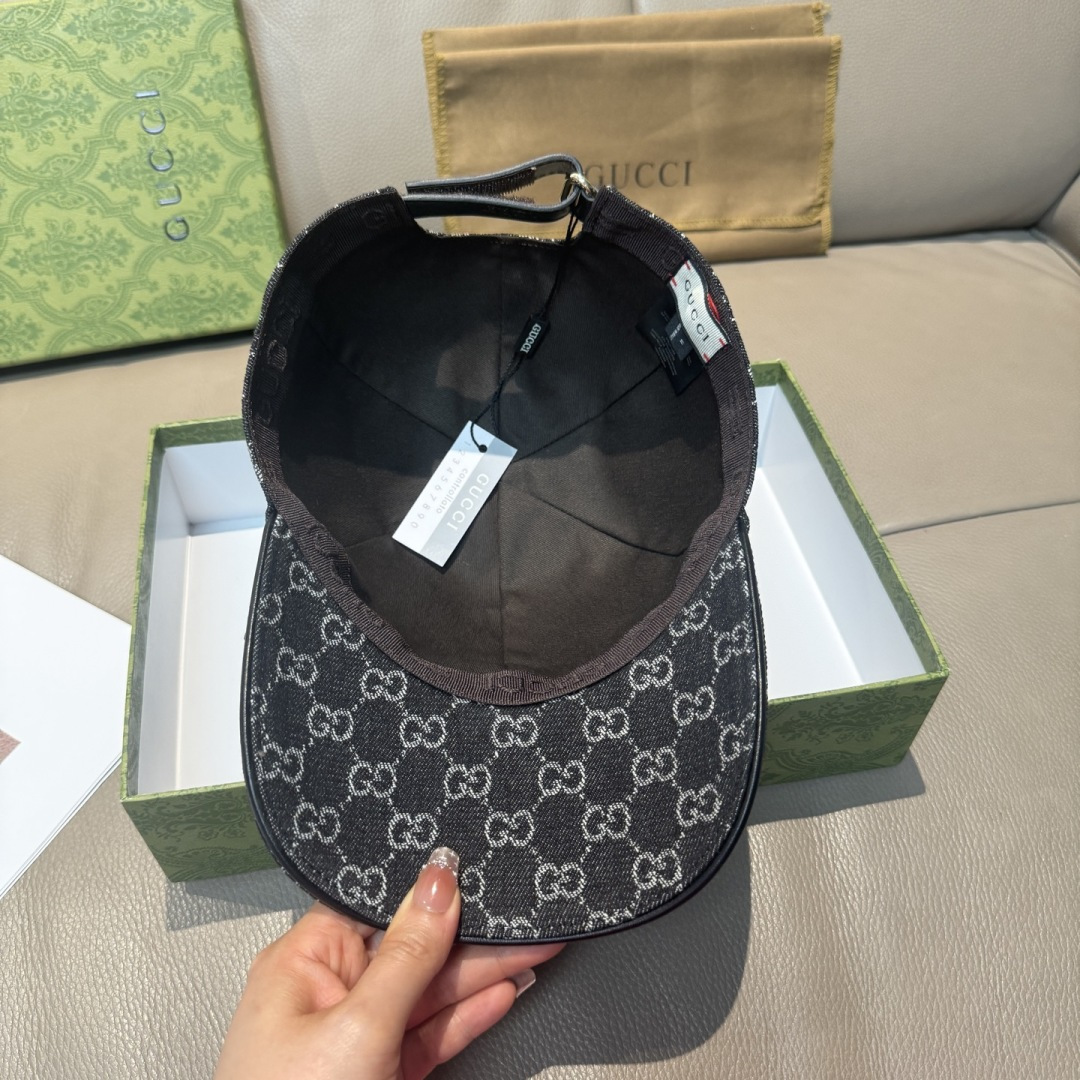 配盒子布袋，Gucci(古奇)经典原单棒球帽，双G牛仔提花，复古设计，专柜1:1开模订制！原版牛仔布料+