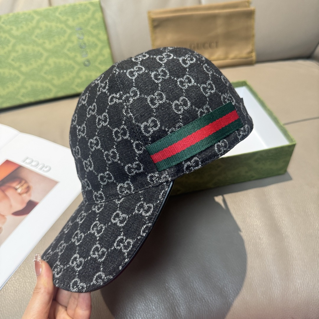 配盒子布袋，Gucci(古奇)经典原单棒球帽，双G牛仔提花，复古设计，专柜1:1开模订制！原版牛仔布料+