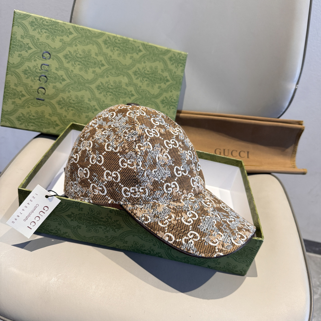 配盒子布袋，Gucci(古奇)经典原单棒球帽，双G牛仔提花，复古设计，专柜1:1开模订制！原版牛仔布料+
