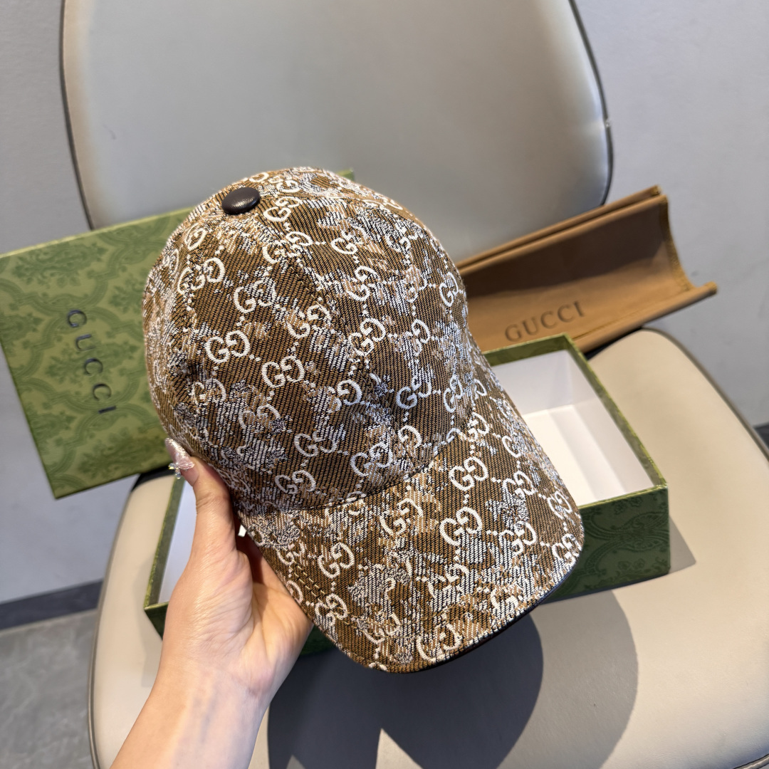 配盒子布袋，Gucci(古奇)经典原单棒球帽，双G牛仔提花，复古设计，专柜1:1开模订制！原版牛仔布料+