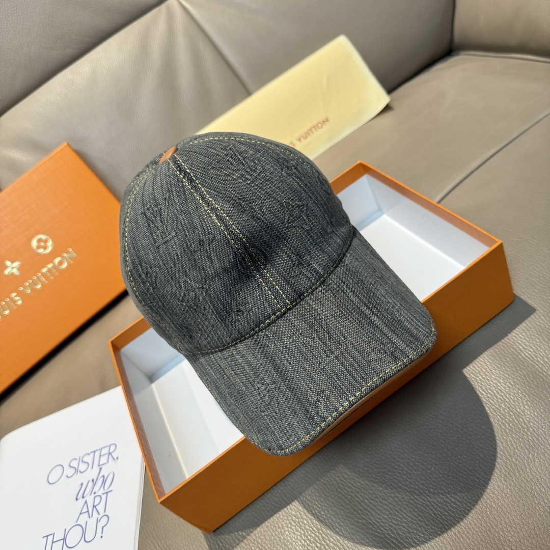 配盒子布袋，LV(路易威登)新款原单棒球帽，大logo压花，1:1开模订制，原版牛仔布料，做工细致完美，